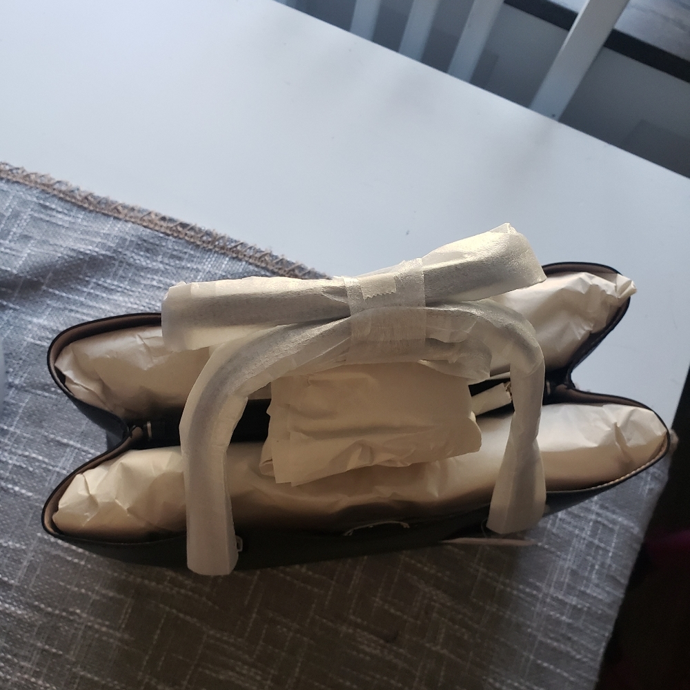 Kate Spade satchel - Picture 4 of 4